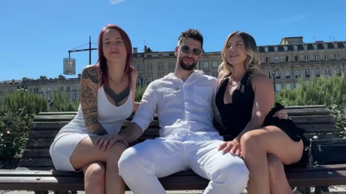 Image Of JacquieEtMichelTV - Cataleya, Ambre - Exhibitionism galore in Bordeaux with Ambre and Cataleya (14.09.2025)