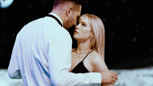 Image Of ElegantAngel - Lilly Bell - Cheaters - Chapter 3 - Waltzing on the Moon (15.09.2025)