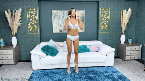 Image Of LegalPorno - Martina Moon (17.09.2025)