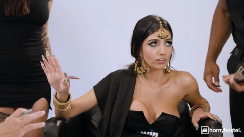 Image Of HornyHostel - Aaliyah Yasin - Breaking News Fucking The Indian Star (18.09.2025)