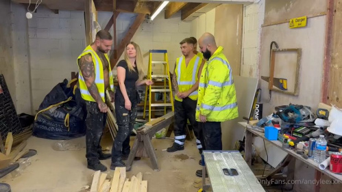 Image Of OnlyFans - Joinersamanthax - Gangbang With Builders