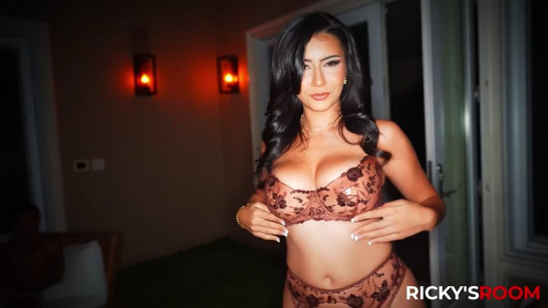 Image Of RickysRoom - Roxie Sinner - Roxie in Rotation (27.09.2025)