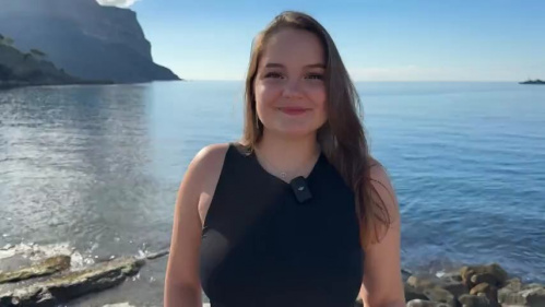 Image Of JacquieEtMichelTV - Lily - 23 years old, from Paris (13.10.2025)