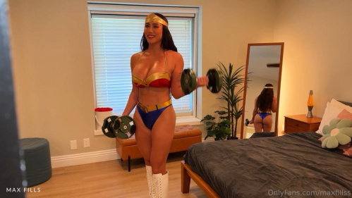 Image Of OnlyFans - Gia Venetia - Wonder Woman Step-mom Gets Fucked By Step-son