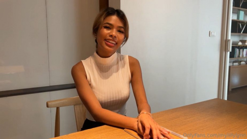 Image Of OnlyFans - Lilly Lynn - POV Secretary Roleplay Facial Sextape