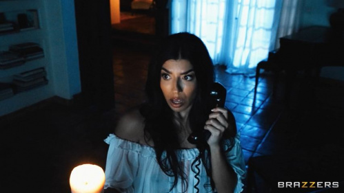 Image Of Brazzers - Luna Star, Jasmine Sherni - The Brazzorcist (31.10.2025)