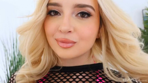 Image Of Bang - Lexi Lore - Gets a Big Anal Surprise (19.11.2025)