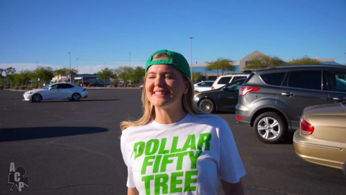 Image Of ManyVids - Wisconsin Tiff - Dollar Tree Employee Gets Her Pussy Punished For Promotion
