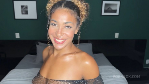 Image Of PornBox - Emely - Loved Her Curves, Fucking Ebony Beauty Souaemelly. GOSTOSO!
