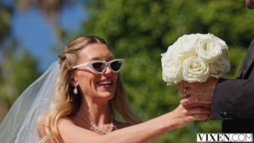 Image Of Vixen - Addison Vodka - Gorgeous Blonde Bride Rides His Hard Cock (23.12.2025)