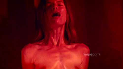 Image Of Hegre 25 12 30 Vi Red Hot Redhead XXX 2160p MP4-WRB [XC]