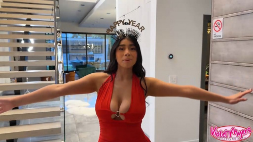 Image Of OnlyFans - Violet Myers - New Year Sextape