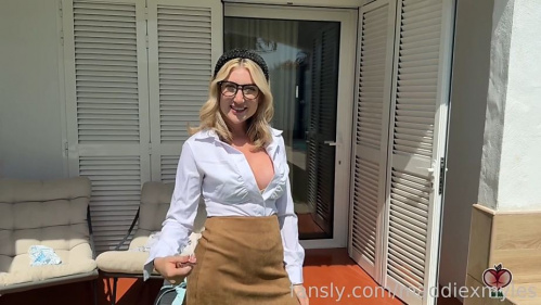 Image Of Fansly - MaddiexMyles - Estate Agent Roleplay 3some With Maddie And Jack