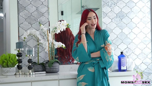 Image Of MomsTeachSex - Scarlette Moon - My Stepson And I Take A Bath Together (04.02.2026)