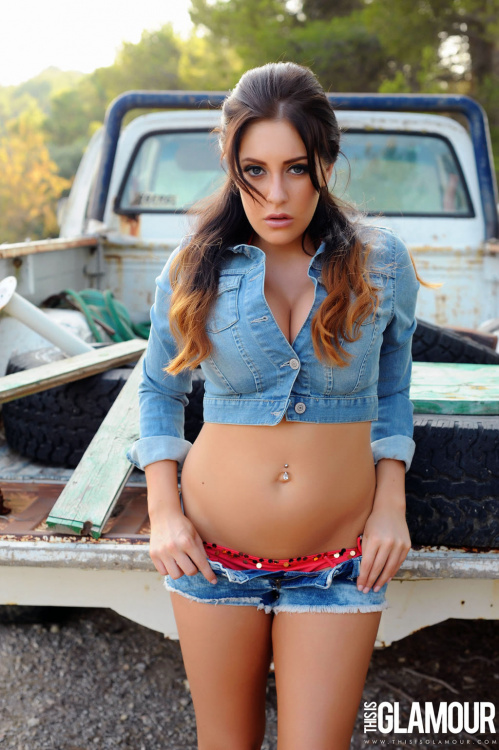 Image Of ThisIsGlamour com 16 10 03 Ashley Emma Strips Behind A Pickup Truck XXX iMAGESET-LEWD [XC]