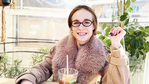 Image Of JacquieEtMichelTV - Alma - 24 years old, from Bordeaux (02.03.2026)