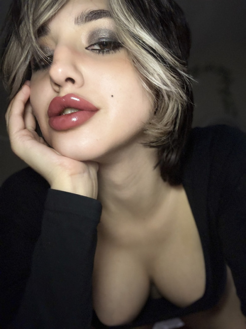Image Of MegaPACK - Bongacams Yololove 126 videos 2024-2026