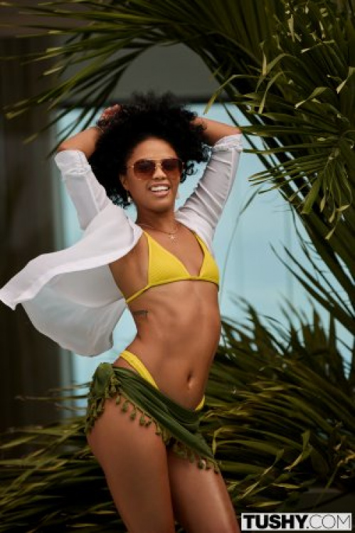 Image Of Tushy - Selva Lapiedra - Bubble-Butt Beauty Gets Her Ass Stretched Out (15.03.2026)