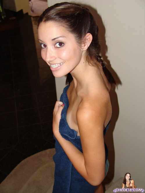 Image Of Chloe18 com Teen Girl Strokes Her Cunt XXX iMAGESET-LEWD [XC]