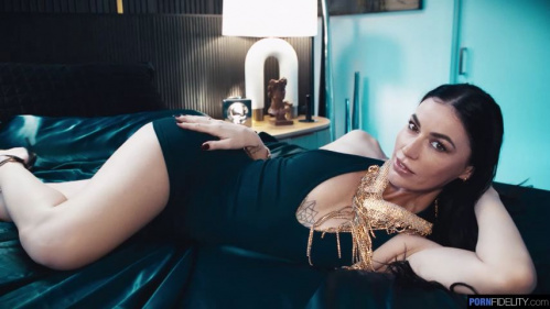 Image Of PornFidelity - Venus Valencia - Cumming in Venus (01.05.2026)