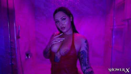 Image Of ShowerX - Roxanne Roselle - In The Shower With A Tatted Big Booty Babe (09.05.2026)